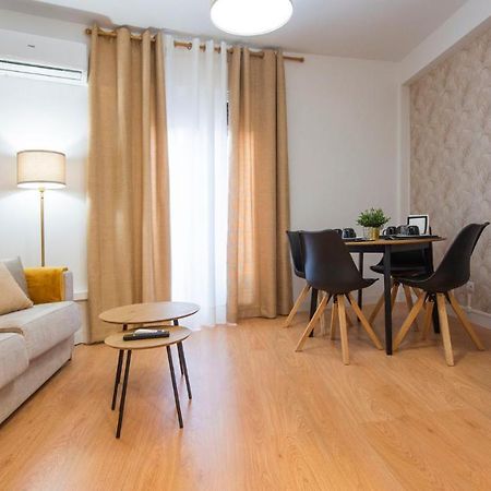 El Sueno De Carmelitas Con Parking Incluido - Apartamentos Aloha Toledo Kültér fotó