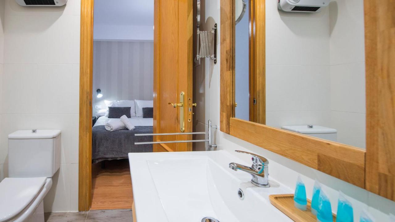 El Sueno De Carmelitas Con Parking Incluido - Apartamentos Aloha Toledo Kültér fotó