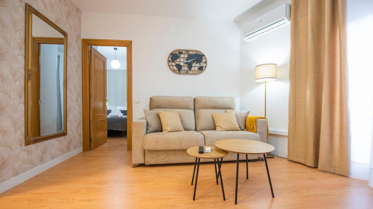 El Sueno De Carmelitas Con Parking Incluido - Apartamentos Aloha Toledo Kültér fotó